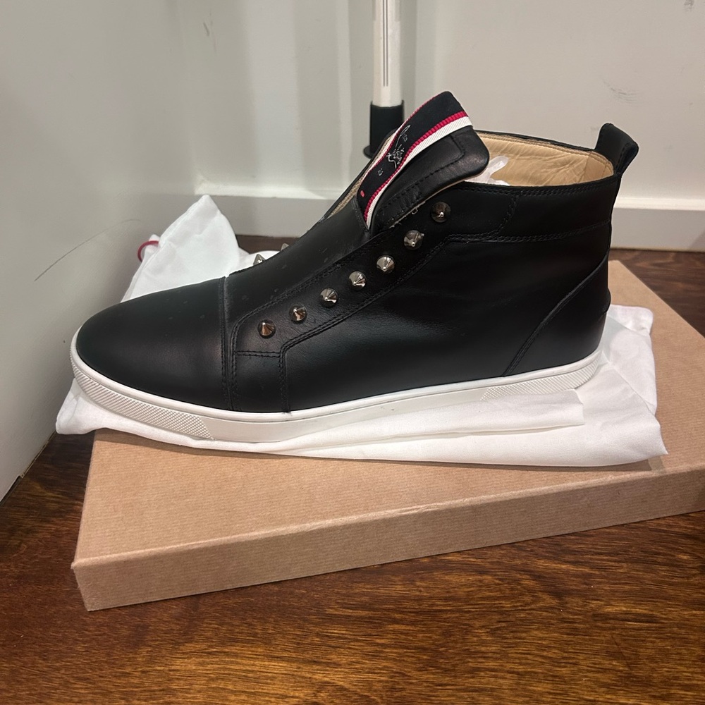Christian Louboutin Black Sneakers Sleek Design